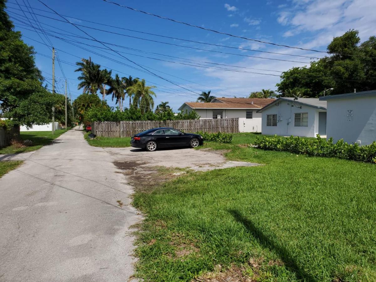 Sophisticated Dania Beach Suites Near The Beach Екстериор снимка