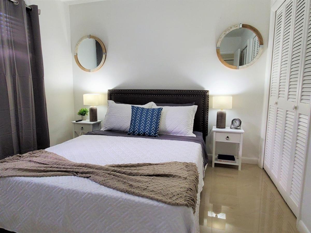 Sophisticated Dania Beach Suites Near The Beach Екстериор снимка