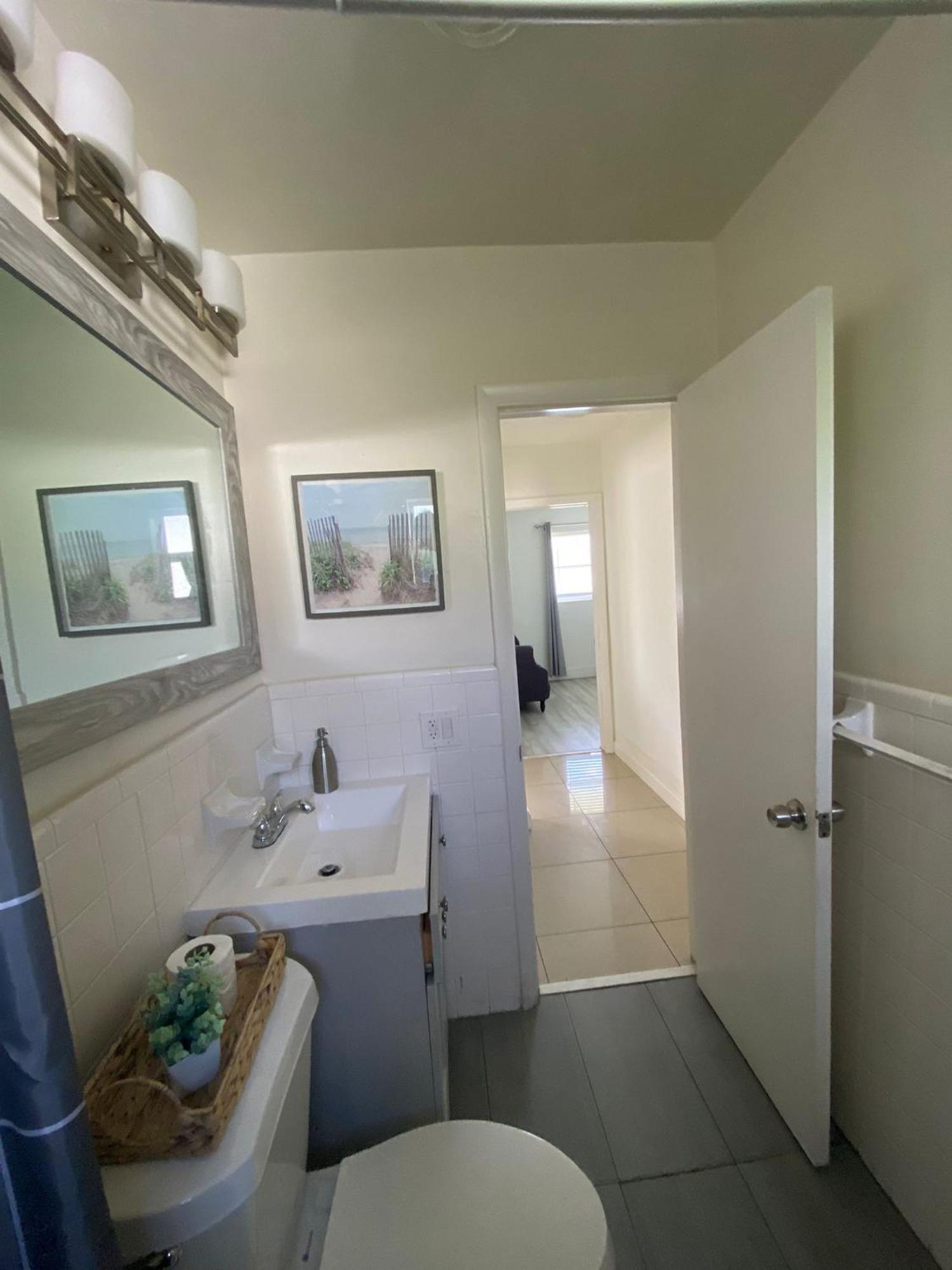 Sophisticated Dania Beach Suites Near The Beach Екстериор снимка
