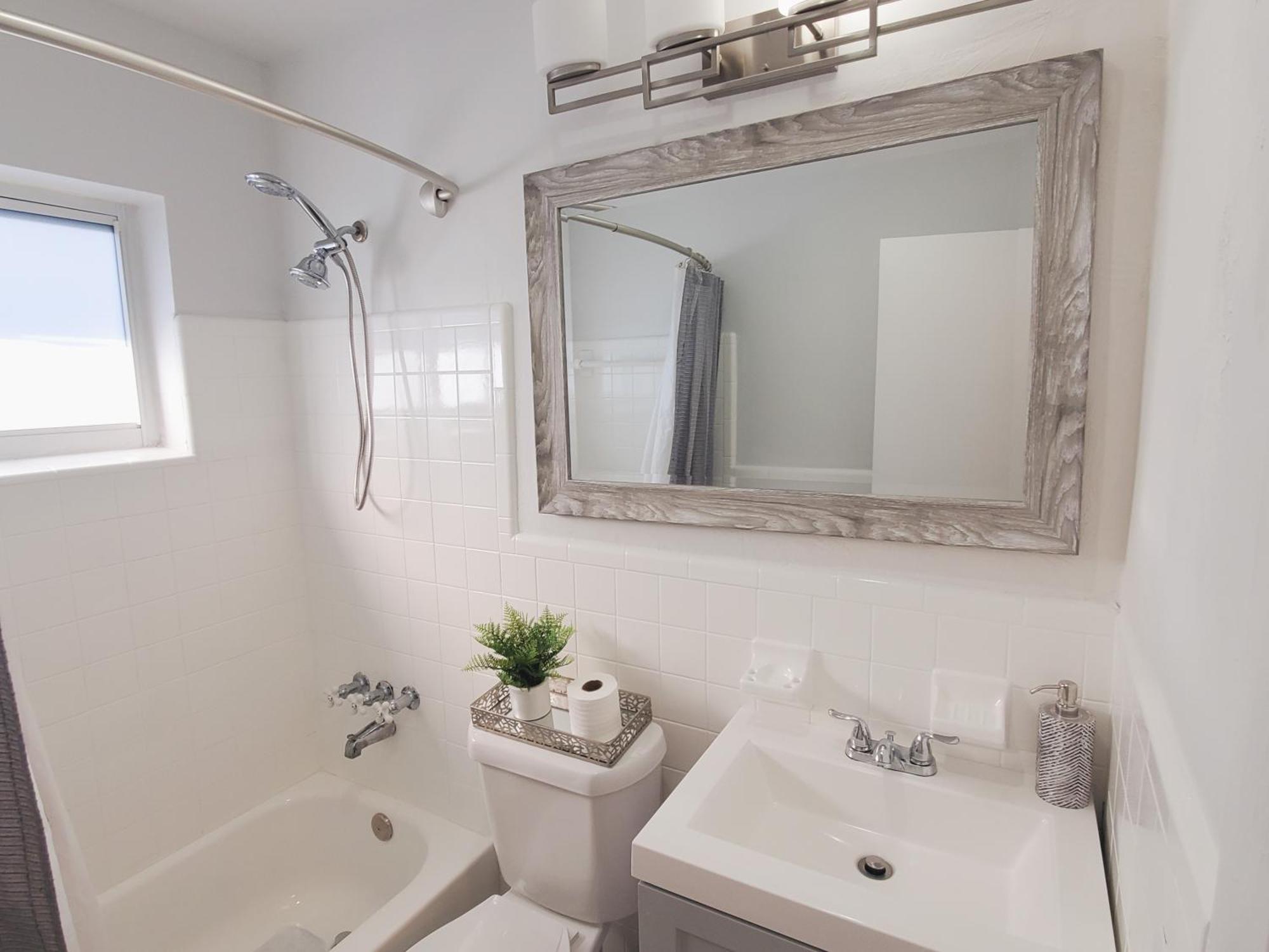 Sophisticated Dania Beach Suites Near The Beach Екстериор снимка